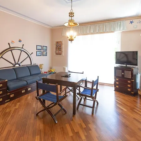 Comodo Signorile A Due Passi Dal Mare Con Posto Auto